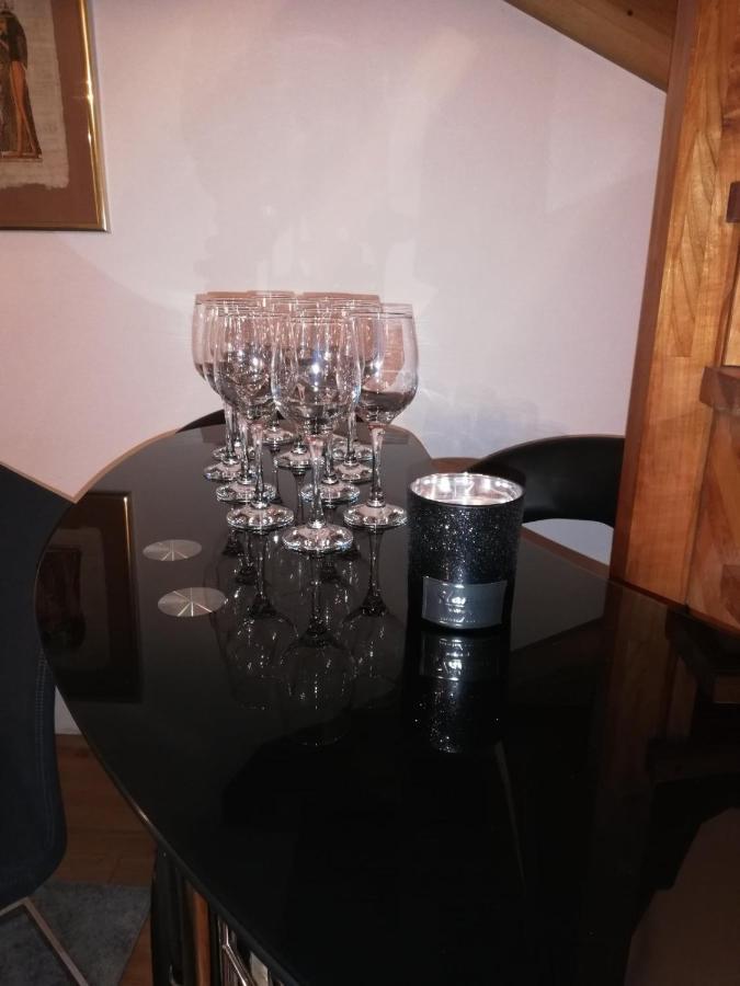 Holiday Home Tin Ogulin Buitenkant foto