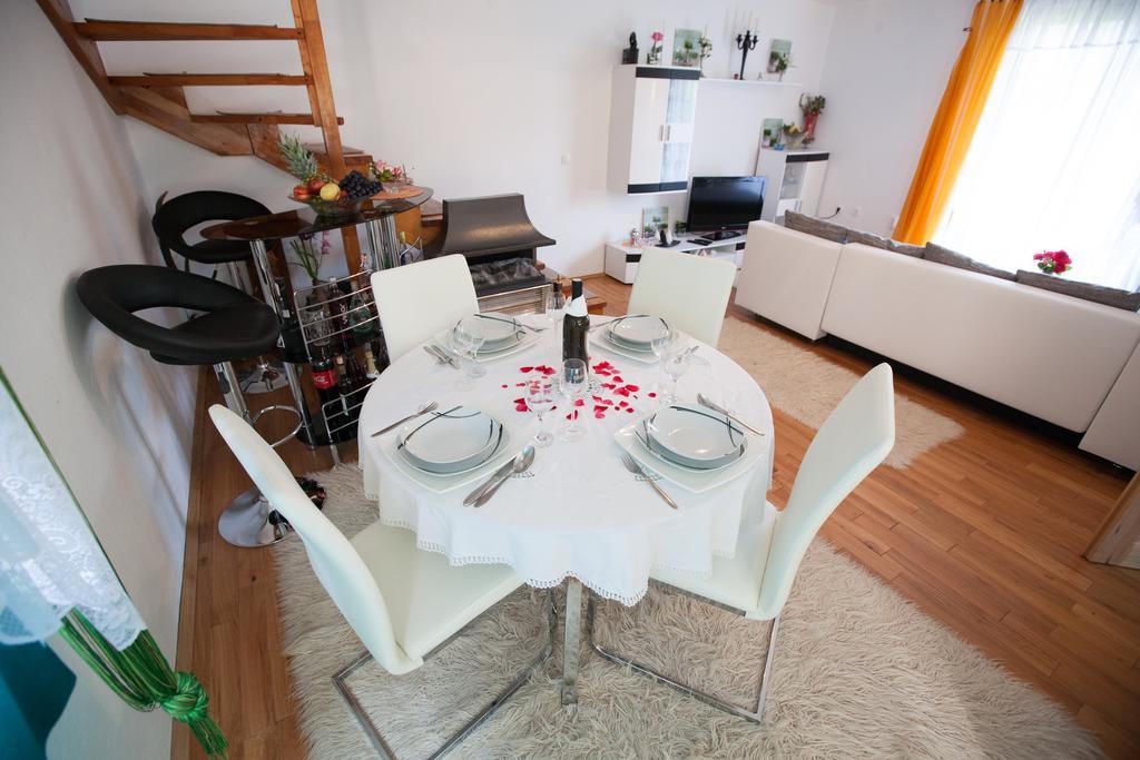 Holiday Home Tin Ogulin Buitenkant foto